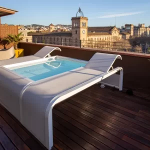 Piscina Mariposa con tumbonas GRE